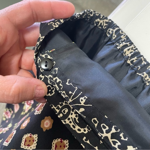 Vintage Laura Ashley 100% Silk Black mixed pattern floral paisley midi skirt 10 - Picture 7 of 9